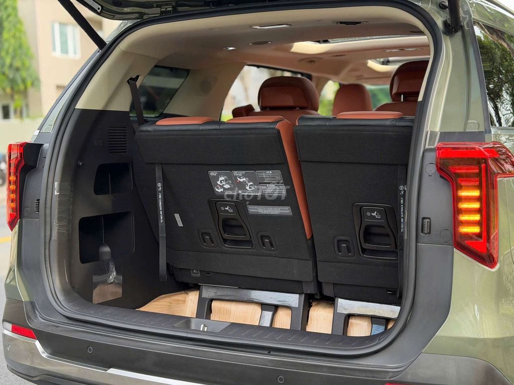 Kia carnival 2.2Dsignature 7s 6000 km. Mua bán Ô tô tại Thành phố Thủ Đức Tp Hồ Chí Minh được đăng bởi Ms Hiệp  hình 12