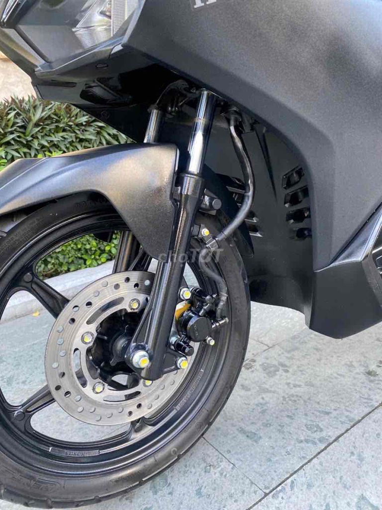 Ariblade chính chủ 125cc máy zin siêu chất bao đẹp. Mua bán Xe máy tại Quận 7 Tp Hồ Chí Minh được đăng bởi Gia Bảo  hình 10