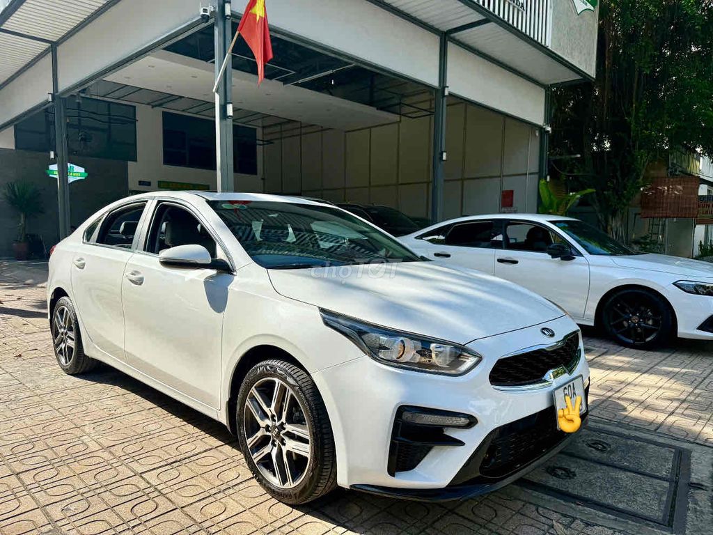 Kia Cerato 2020 Luxury 1.6 AT Trắng. Mua bán Ô tô tại Thành phố Biên Hòa Đồng Nai được đăng bởi Peacemaker hình 2
