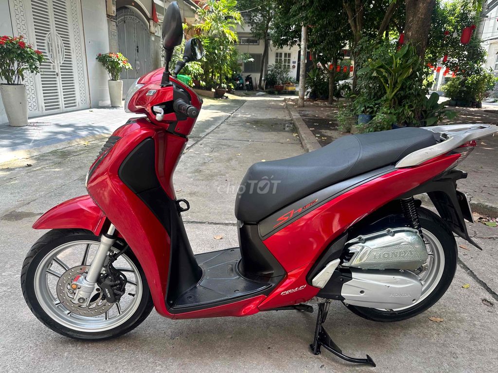 SH 125 2015 Đỏ 20.000km. BSTP 1 chủ công chứng