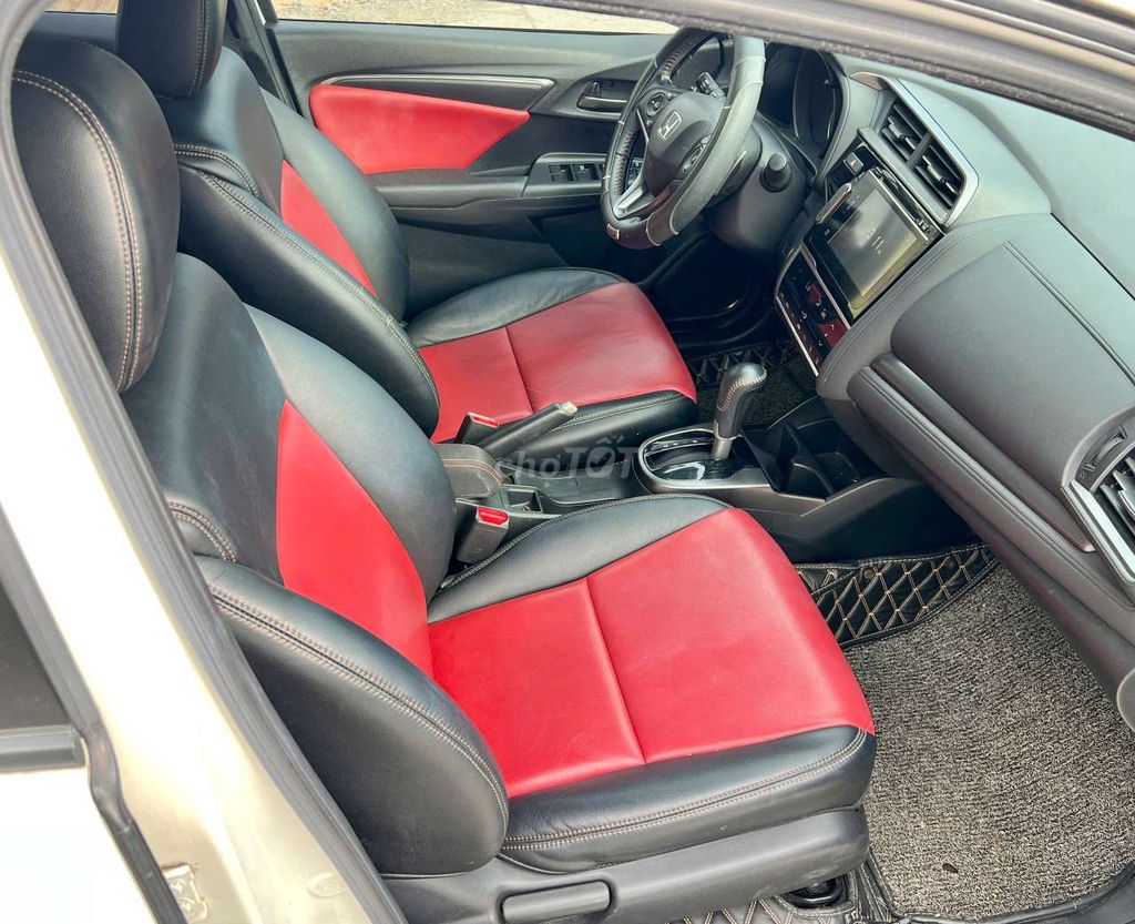 Honda Jazz 2018 RS 38.000 km. Mua bán Ô tô tại Thành phố Thủ Dầu Một Bình Dương được đăng bởi Quốc việt  hình 11