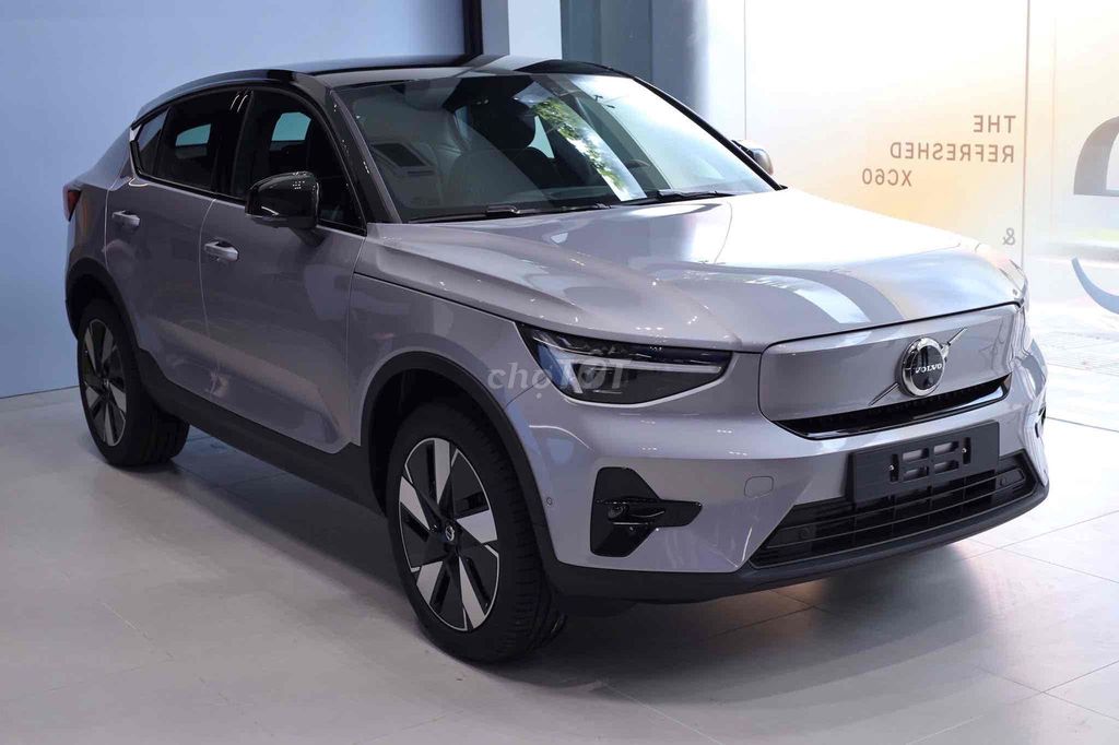 Xe Điện Volvo EC40 Mới Sạc Đầy Đi Được Hơn 500 Km. Mua bán Ô tô tại Quận 7 Tp Hồ Chí Minh được đăng bởi Volvo Phú Mỹ Hưng hình 1
