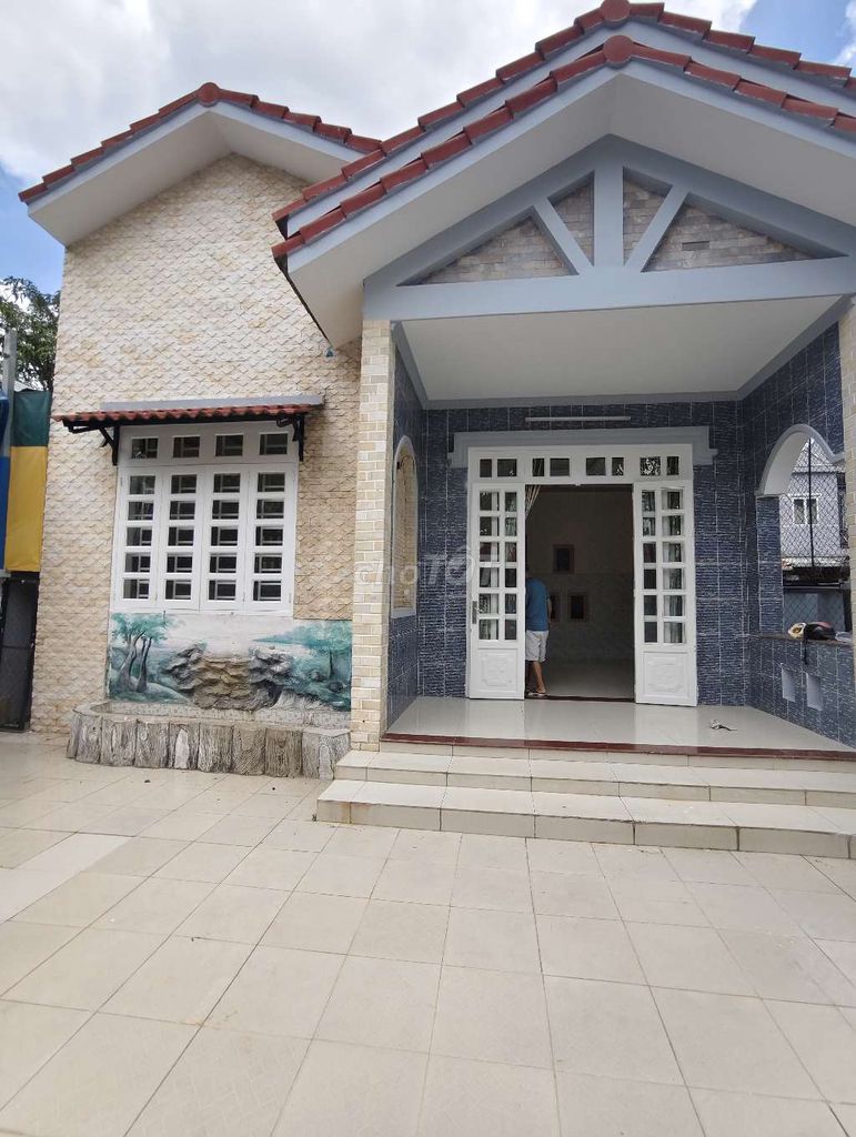 Rent · 2 bd · 168 м² · Thành phố Thủ Đức, ул. Đường Phước Thiện