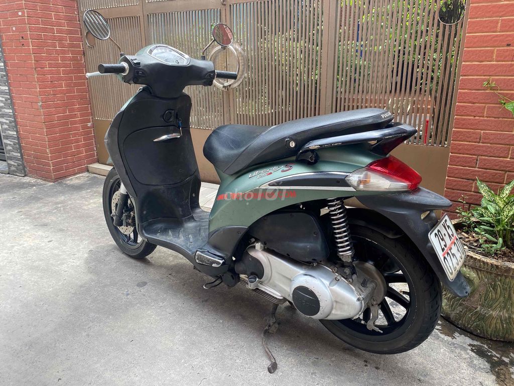 Piagio Liperty 125cc xe máy ngon đi xa vô tư. Mua bán Xe máy tại Quận 4 Tp Hồ Chí Minh được đăng bởi Đúc hình 6