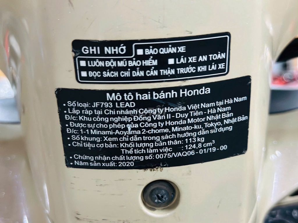 XE MÁYTHANH TÙNG_LEAD 125 ĐÈN LED BIỂN 29 BAO ZIN. Mua bán Xe máy tại Quận Nam Từ Liêm Hà Nội được đăng bởi THANH TÙNG hình 4