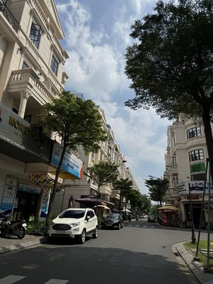 Nhà phố cityland, 5 tầng, có thang máy ,hoàn thiện cao câp. Mua bán nhà ở tại Quận Gò Vấp Tp Hồ Chí Minh được đăng bởi Mr Quyền