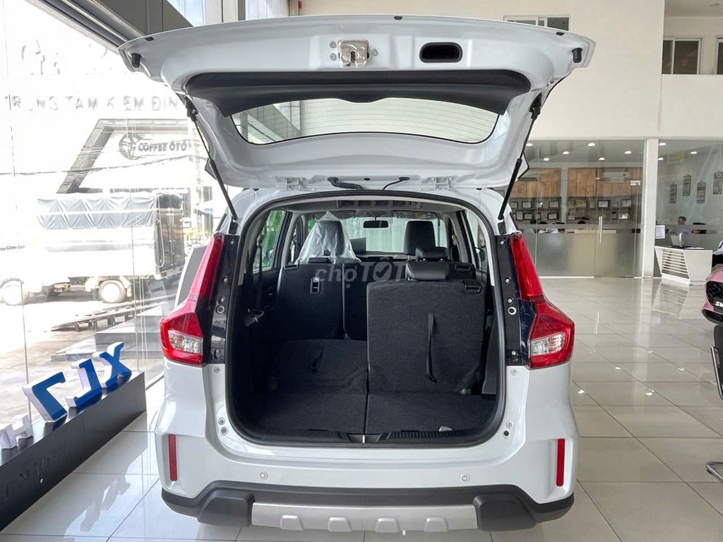 Suzuki XL7 Hybrid 2025 Trắng giao ngay chỉ 175 tr. Mua bán Ô tô tại Thành phố Đồng Xoài Bình Phước được đăng bởi công ty ô tô Sài Gòn đại lý ô tô Su zu ki chính hãng hình 7