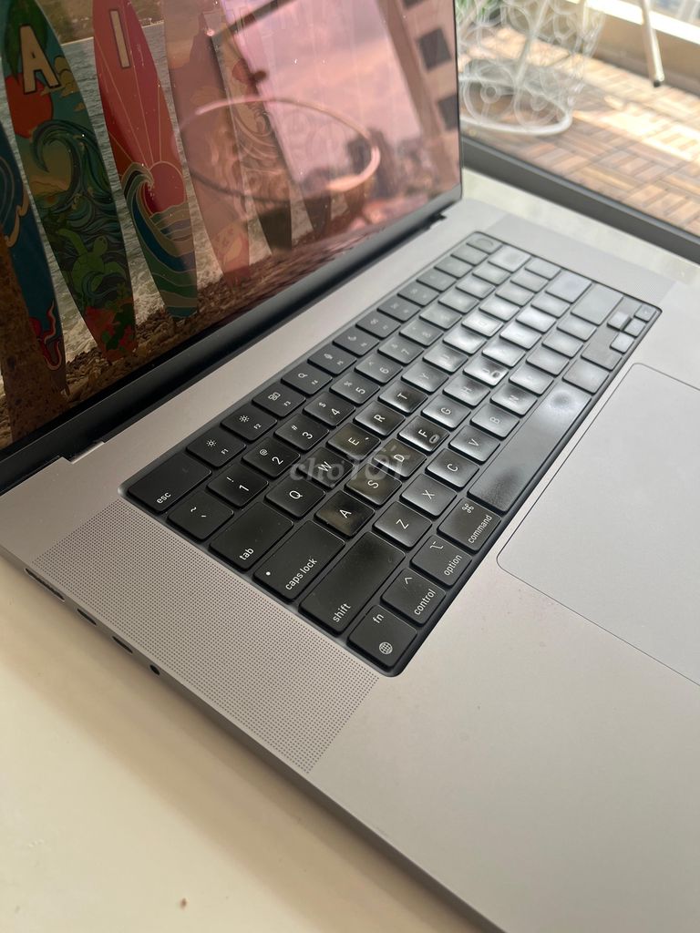 Macbook pro M1 16”/16/1TB silver 99%