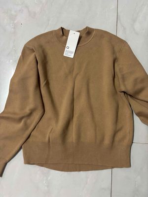 Thanh lý áo len dệt kim Uniqlo size S mới 100%. Mua bán Quần áo tại Quận 1 Tp Hồ Chí Minh được đăng bởi Vy Nguyen