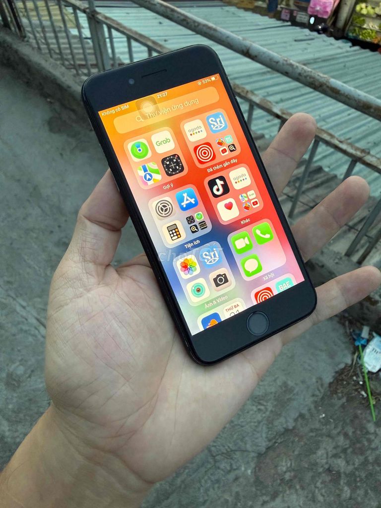 iPhone 7 32GB quốc tế, pin lâu, mượt mà. Mua bán Điện thoại tại Quận Tân Phú Tp Hồ Chí Minh được đăng bởi lâm hình 1