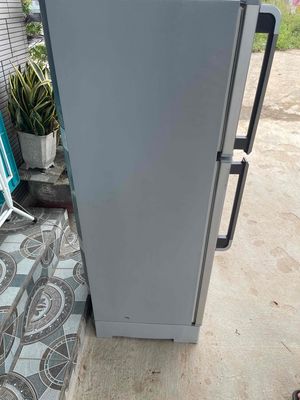 Tủ Lạnh SHAPR 150lỉ. Mua bán Tủ lạnh tại Quận Liên Chiểu Đà Nẵng được đăng bởi Hà Dũng