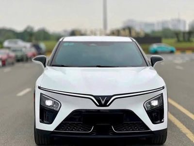 VinFast VF7 - Xe Sẵn Các Màu Giao Ngay. Mua bán Ô tô tại Thành phố Huế Thừa Thiên Huế được đăng bởi Minh Huy Vinfast Huế