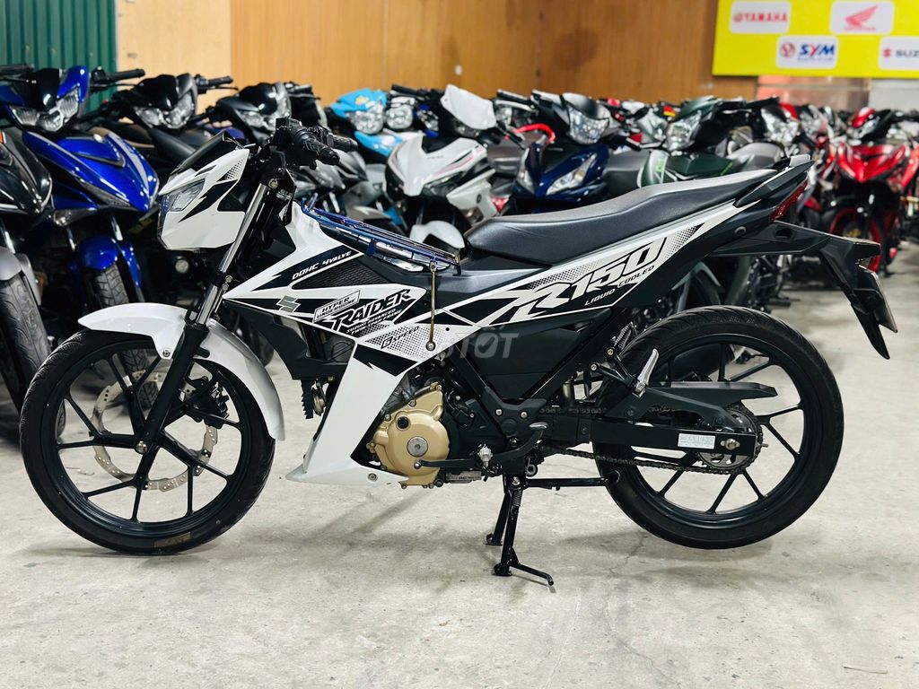 XE MÁYTHANH TÙNG_RAIDER 150 FI TRẮNG BAO ZIN CHẤT. Mua bán Xe máy tại Quận Nam Từ Liêm Hà Nội được đăng bởi THANH TÙNG hình 2