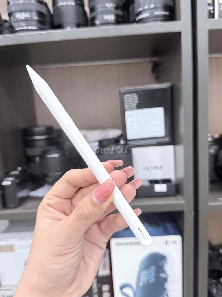 Bút cảm ứng Apple Pencil USB-C Trắng Đã sử dụng. Mua bán Phụ kiện (Màn hình, Chuột...) tại Quận 5 Tp Hồ Chí Minh được đăng bởi Kim Ngân hình 1