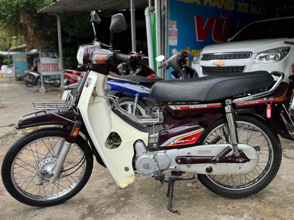 Honda Dream Tem Lửa Thái/ Zin Cực Đẹp/ VIP Bs65. Mua bán Xe máy tại Quận Bình Thuỷ Cần Thơ được đăng bởi CỬA HÀNG XE MÁY VŨ Fi hình 2