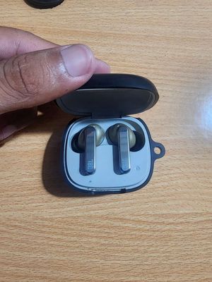 Jbl live pro 2 TWS. Mua bán Tivi, Âm thanh tại Quận Đống Đa Hà Nội được đăng bởi Trần Long