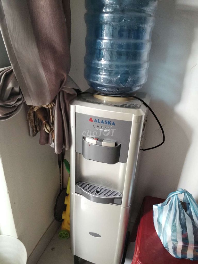 Cây nước nóng lạnh Alaska Bạc Đang sử dụng. Mua bán Nội thất, đồ gia dụng khác tại Quận Ngũ Hành Sơn Đà Nẵng được đăng bởi nguyễn phước khang  hình 1