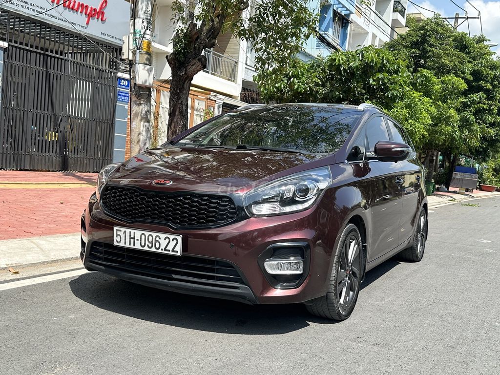 Kia Rondo 2019 GAT 64000 km. Mua bán Ô tô tại Quận 8 Tp Hồ Chí Minh được đăng bởi Duong Thanh Hieu hình 4