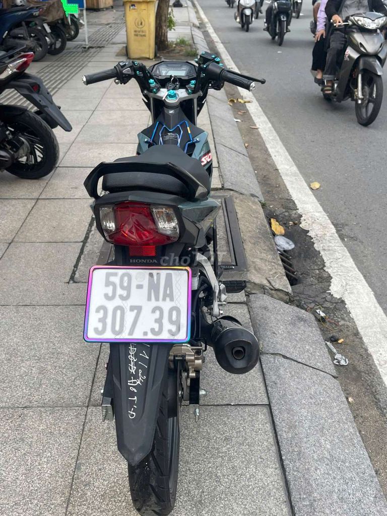 Honda sonic 150 2025 mới 99% Bstp chính chủ. Mua bán Xe máy tại Quận Tân Phú Tp Hồ Chí Minh được đăng bởi Tuanduy hình 4