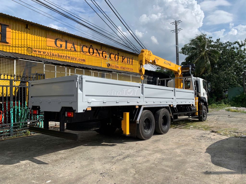 Xe Tải Isuzu 3 Chân Gắn Cẩu Soosan 7 Tấn 6 khúc. Mua bán Xe tải, xe ben tại Thành phố Thuận An Bình Dương được đăng bởi Ngọc Minh hình 3