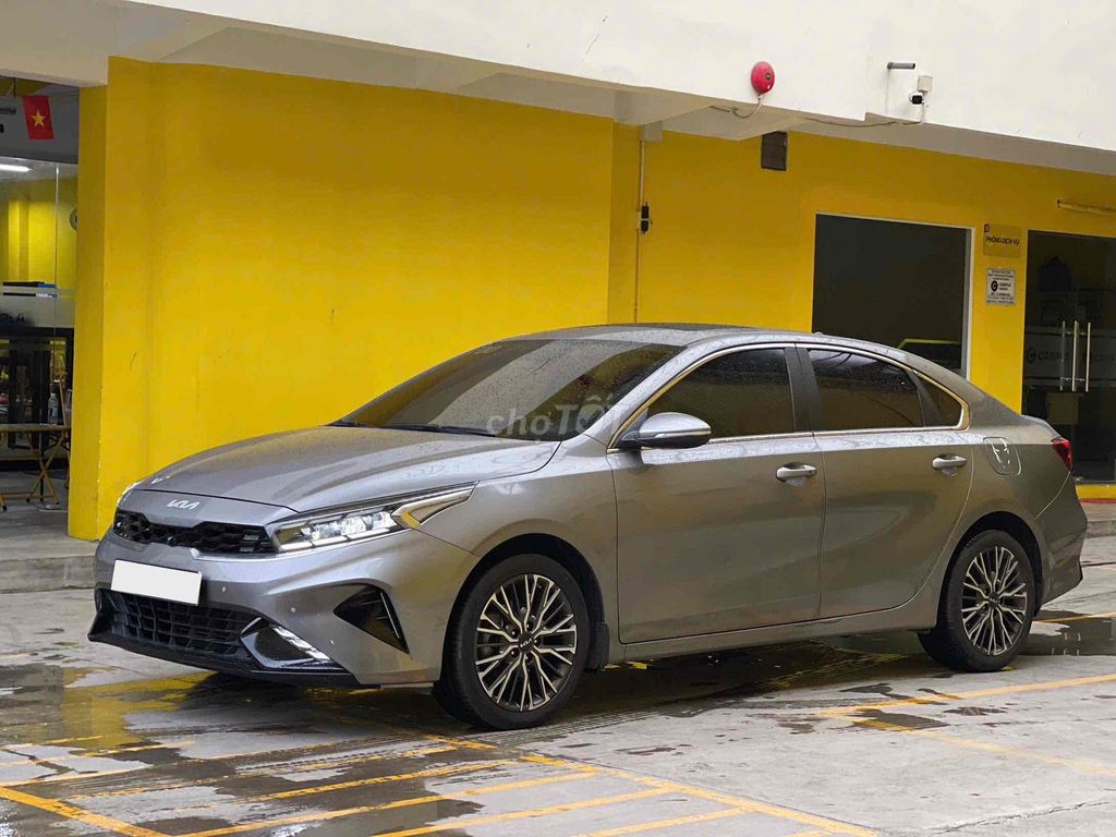 Kia K3 2.0Premium 2021 Lướt 17.000km. Mua bán Ô tô tại Quận Tân Phú Tp Hồ Chí Minh được đăng bởi Trọng Nghĩa Auto Xe Lướt Miền Nam hình 1