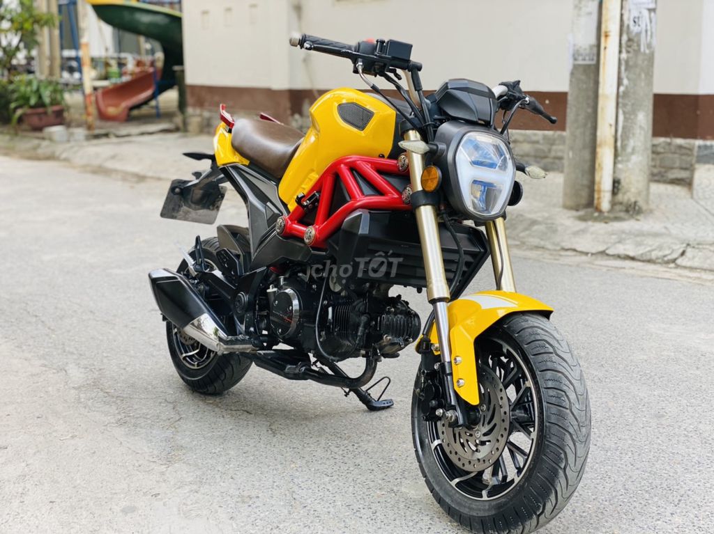 DUCATI MINI 110 VÀNG ĐEN NGUYÊN BẢN ÍT DUNGF. Mua bán Xe máy tại Quận Nam Từ Liêm Hà Nội được đăng bởi MAI HÒA hình 3