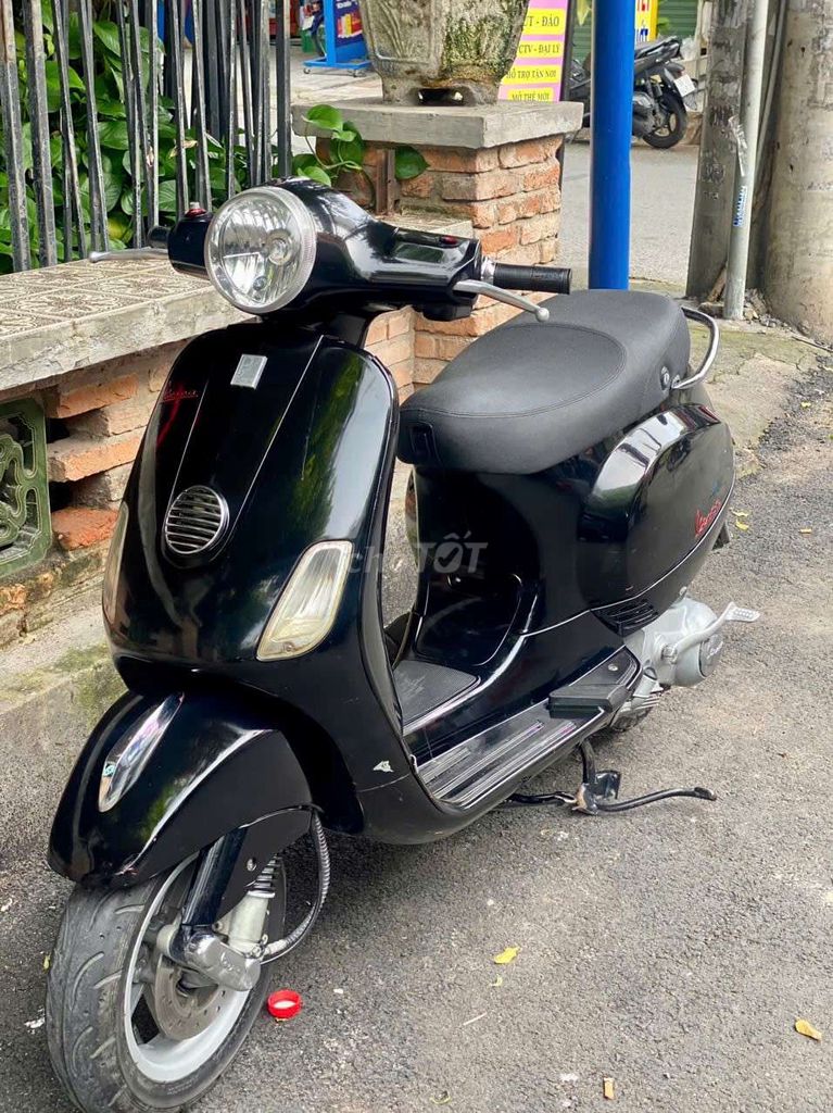 🌈🌈Cần bán xe Vespa lx 125 bstp giấy tờ đầy đủ. Mua bán Xe máy tại Quận Gò Vấp Tp Hồ Chí Minh được đăng bởi Nguyễn Hoàng Nhâm hình 5