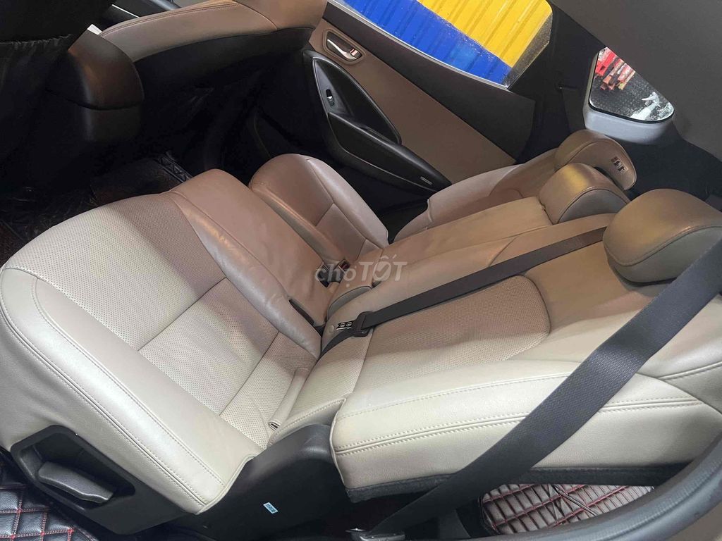 Hyundai Santa Fe 2017 2.4 AT 4 WD - 79000 km. Mua bán Ô tô tại Thành phố Thủ Đức Tp Hồ Chí Minh được đăng bởi THUONG TRAN hình 7