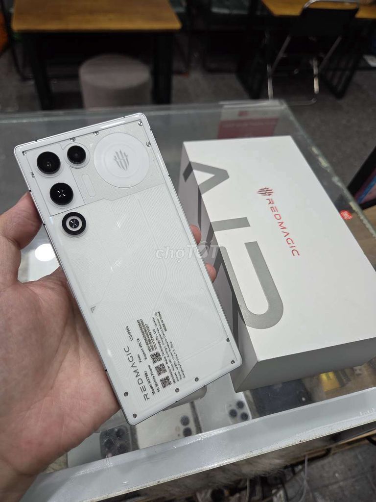 Red Magic 11 Air 256GB Trắng Chính Hãng. Mua bán Điện thoại tại Thành phố Buôn Ma Thuột Đắk Lắk được đăng bởi Định Phone47 hình 1
