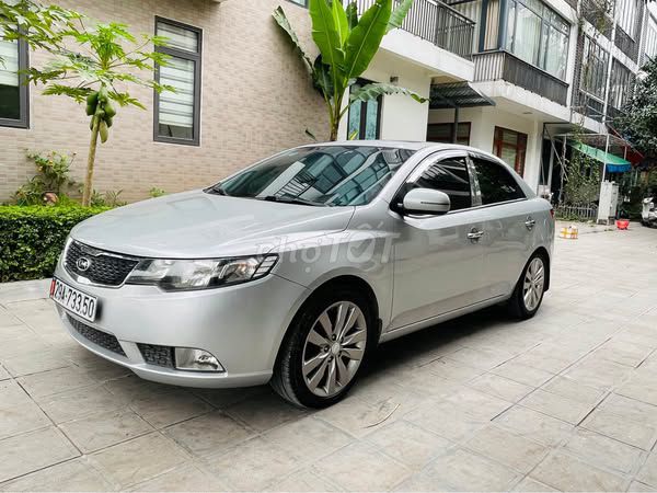 Kia Forte 1.6AT 2013. Mua bán Ô tô tại Quận Tây Hồ Hà Nội được đăng bởi Đỗ Tiến Dũng hình 2