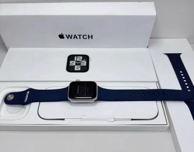 apple watch ( SE ) máy new