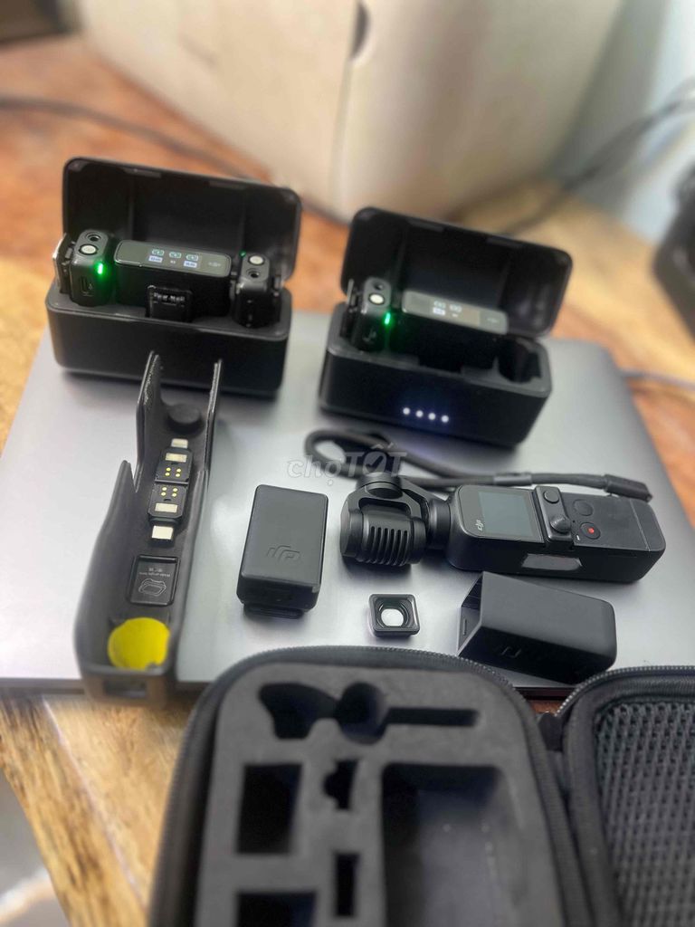 Camera hành trình DJI Pocket 2 Combo Đen. Mua bán Máy ảnh, Máy quay tại Thành phố Vinh Nghệ An được đăng bởi khánh linh hình 1