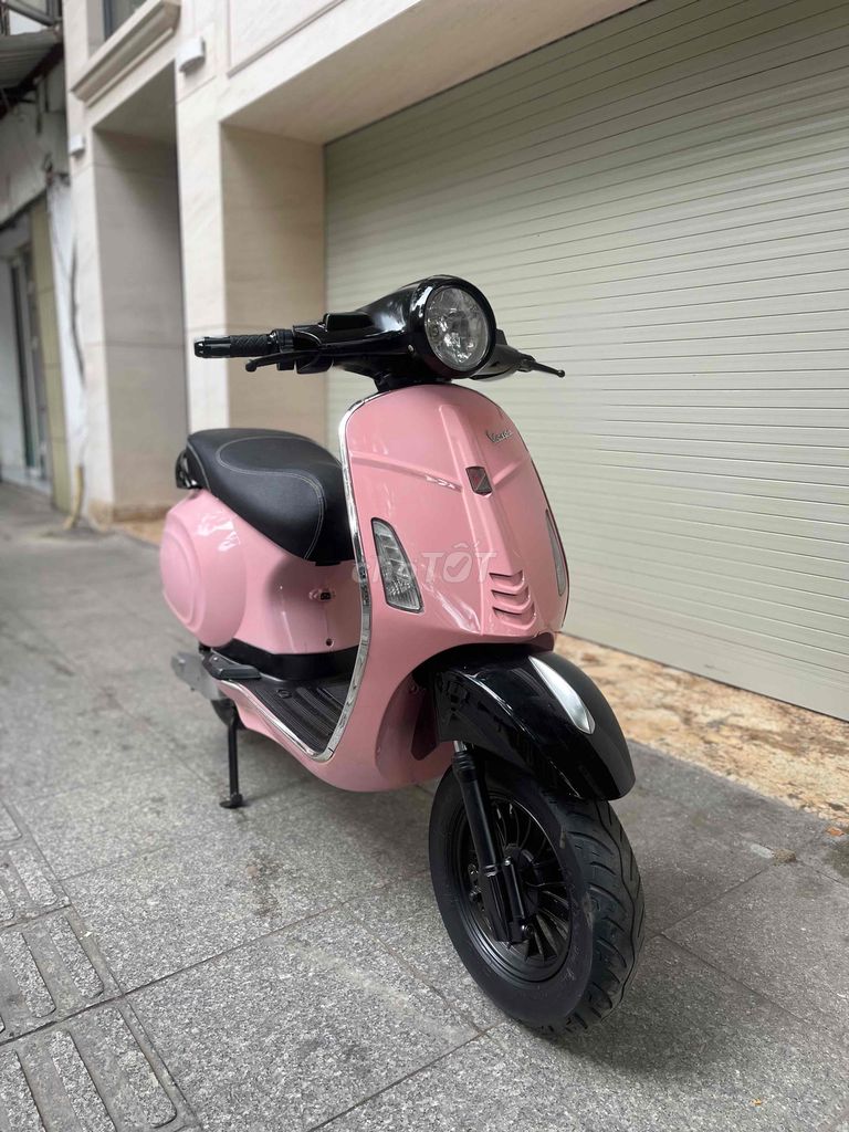 vespa hồng candy nhẹ nhàng tiết kiệm. Mua bán Xe điện tại Quận Ba Đình Hà Nội được đăng bởi Huylam hình 2