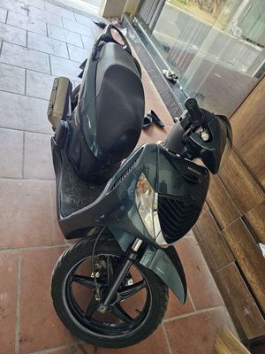 Xe nhà ko dùng cần bán.nhập ý ,kim phun điện tử ,. Mua bán Xe máy tại Huyện Đông Anh Hà Nội được đăng bởi Quang Hoang