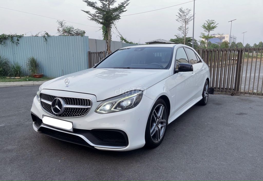 Mercedes-Benz E250 AMG 2015 màu trắng. Mua bán Ô tô tại Quận 12 Tp Hồ Chí Minh được đăng bởi Xuân Trường hình 9