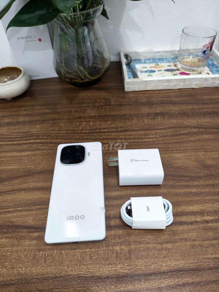 Vivo IQOO Z9 5G 12/512 Trắng sạc 80w có ship COD. Mua bán Điện thoại tại Quận Hoàng Mai Hà Nội được đăng bởi Trần Ngọc Hiếu hình 1