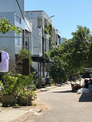Đất 74 m² · Đường Mân Quang 1