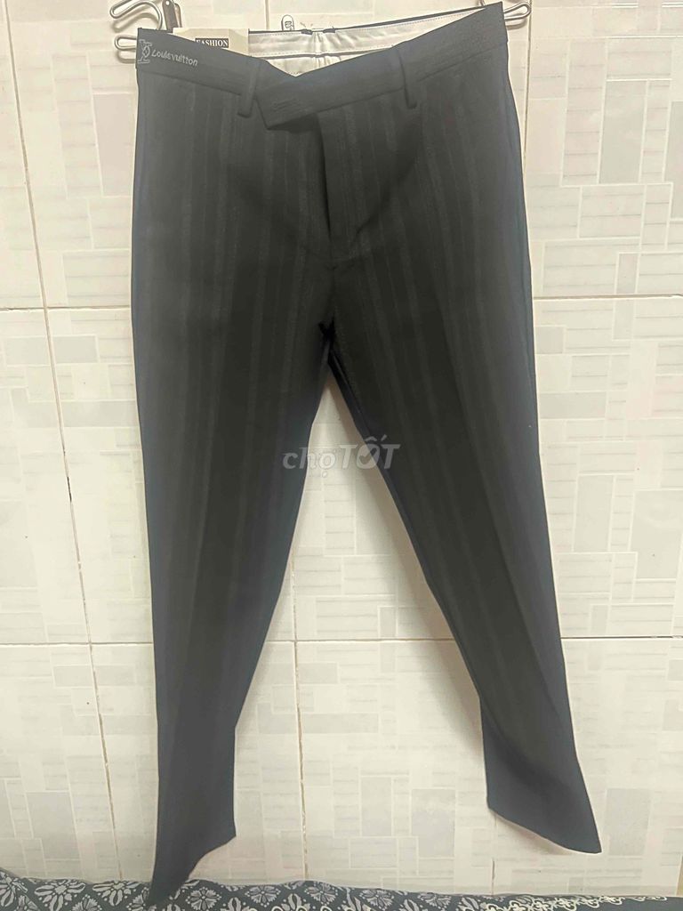 Quần tây nam Binkenzo size 30. Mua bán Quần áo tại Quận Tân Phú Tp Hồ Chí Minh được đăng bởi Nguyễn Tâm hình 1