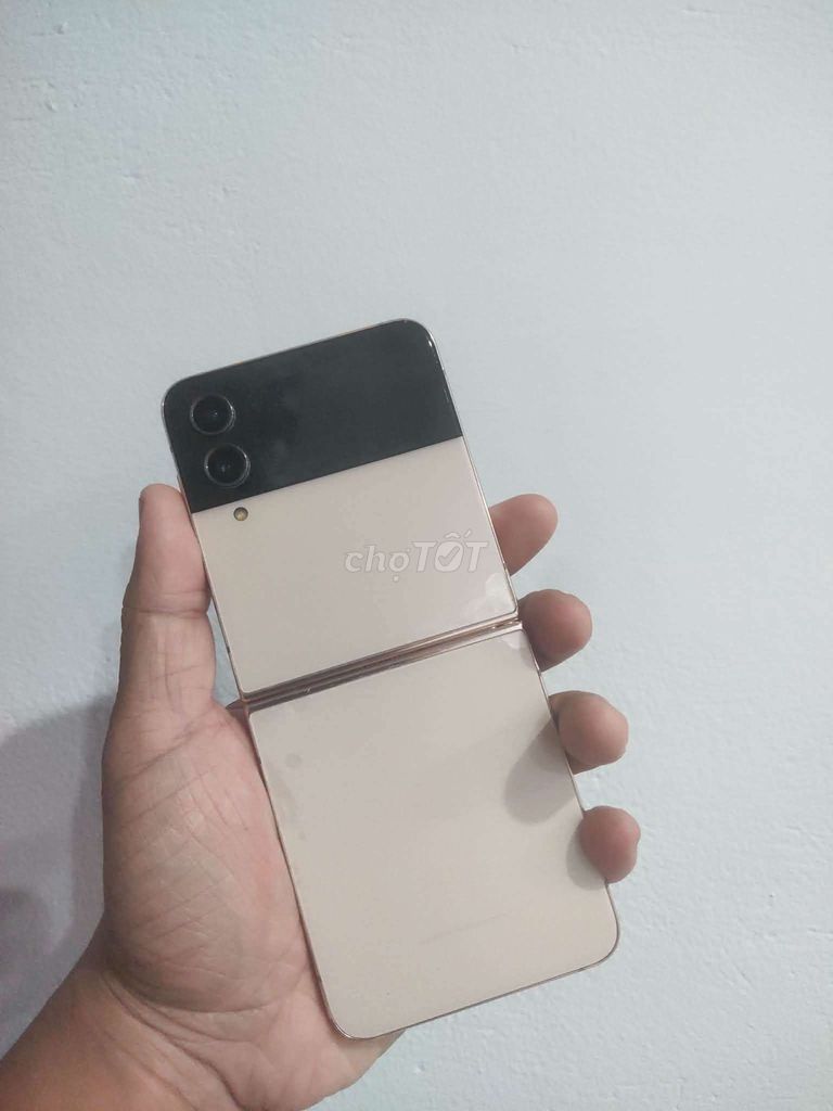 Samsung Galaxy Z Flip 4 8/256. Mua bán Điện thoại tại Quận Đống Đa Hà Nội được đăng bởi Long Thịnh hình 1