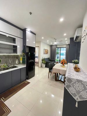 Cần bán 2PN-55m-3.8 tỷ Vinhomes Smart City