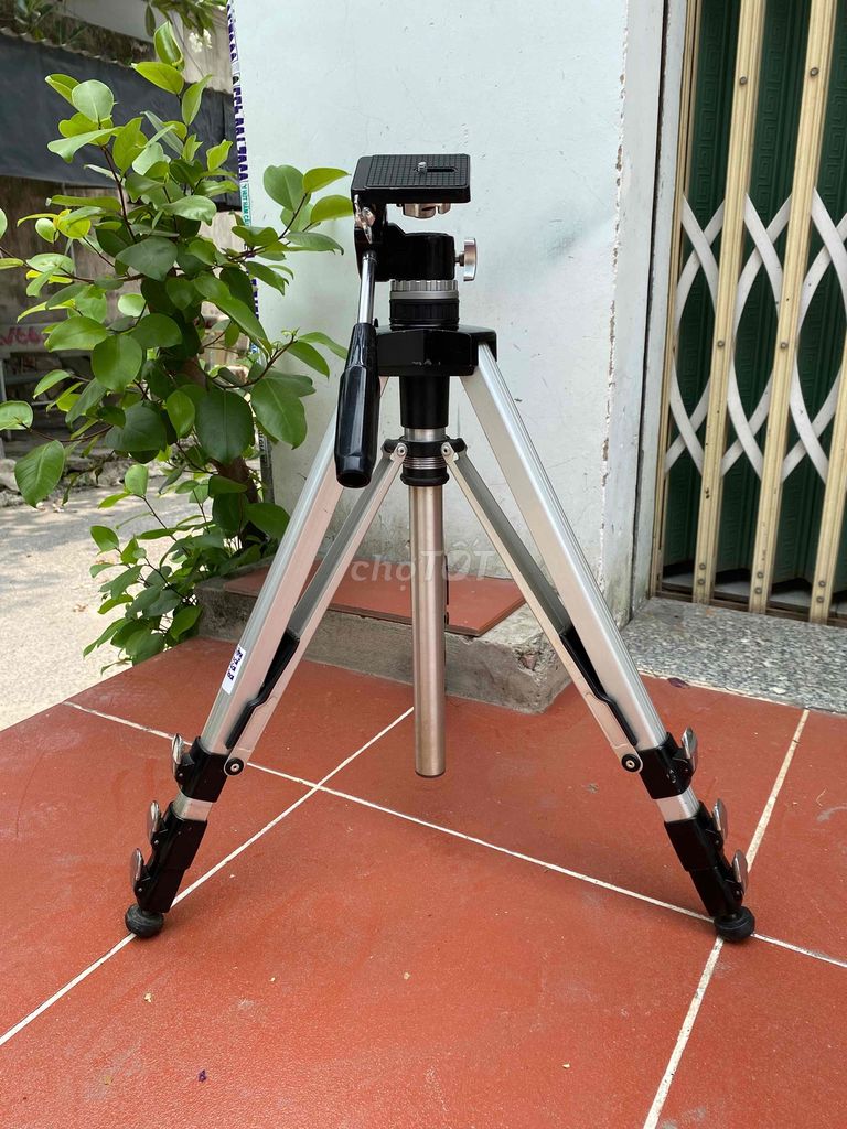 Chân máy ảnh Velbon AEF-3 made in Japan. Mua bán Máy ảnh, Máy quay tại Quận Gò Vấp Tp Hồ Chí Minh được đăng bởi Toàn Nhật hình 2