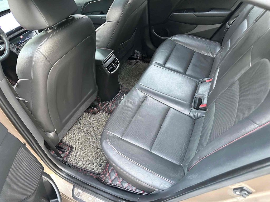 Elantra 2019 Sport 1.6T 80000 km. Mua bán Ô tô tại Quận Hoàng Mai Hà Nội được đăng bởi Dong Doanh hình 9