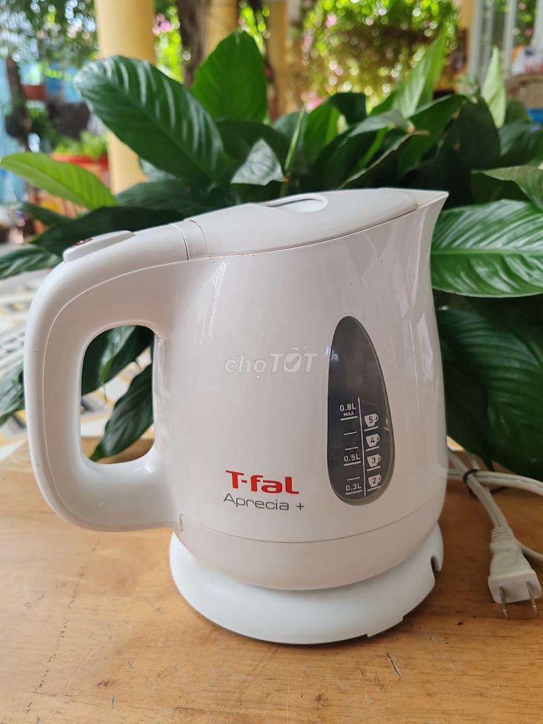 Ấm đun nước T-fal Aprecia + Trắng. Mua bán Bếp, lò, đồ điện nhà bếp tại Quận 7 Tp Hồ Chí Minh được đăng bởi Vy Vy hình 1