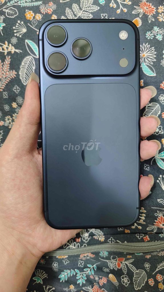 Apple 17 Pro Max 2TB Xanh đậm LL/A. Mua bán Điện thoại tại Quận Hoàng Mai Hà Nội được đăng bởi Lê hình 1