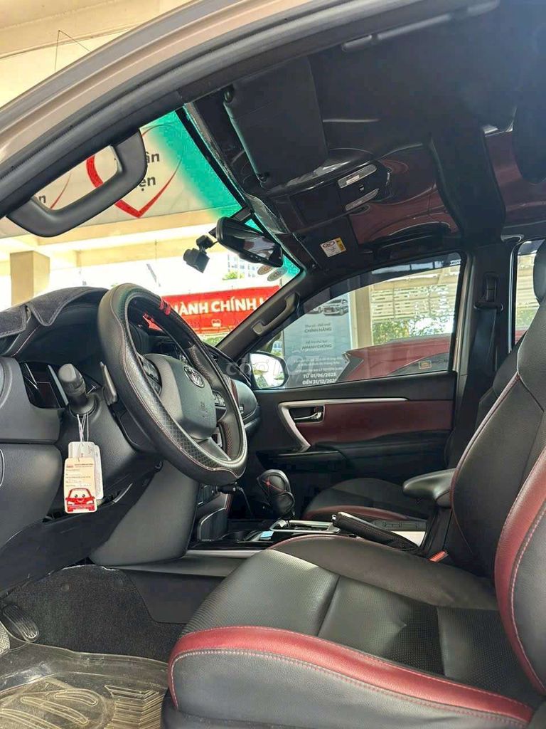 🔥 FORTUNER LEGENDER 2022 - SUV Lướt tại Hãng 🔥. Mua bán Ô tô tại Thị xã Bến Cát Bình Dương được đăng bởi Thịnh Toyota Bình Dương hình 4