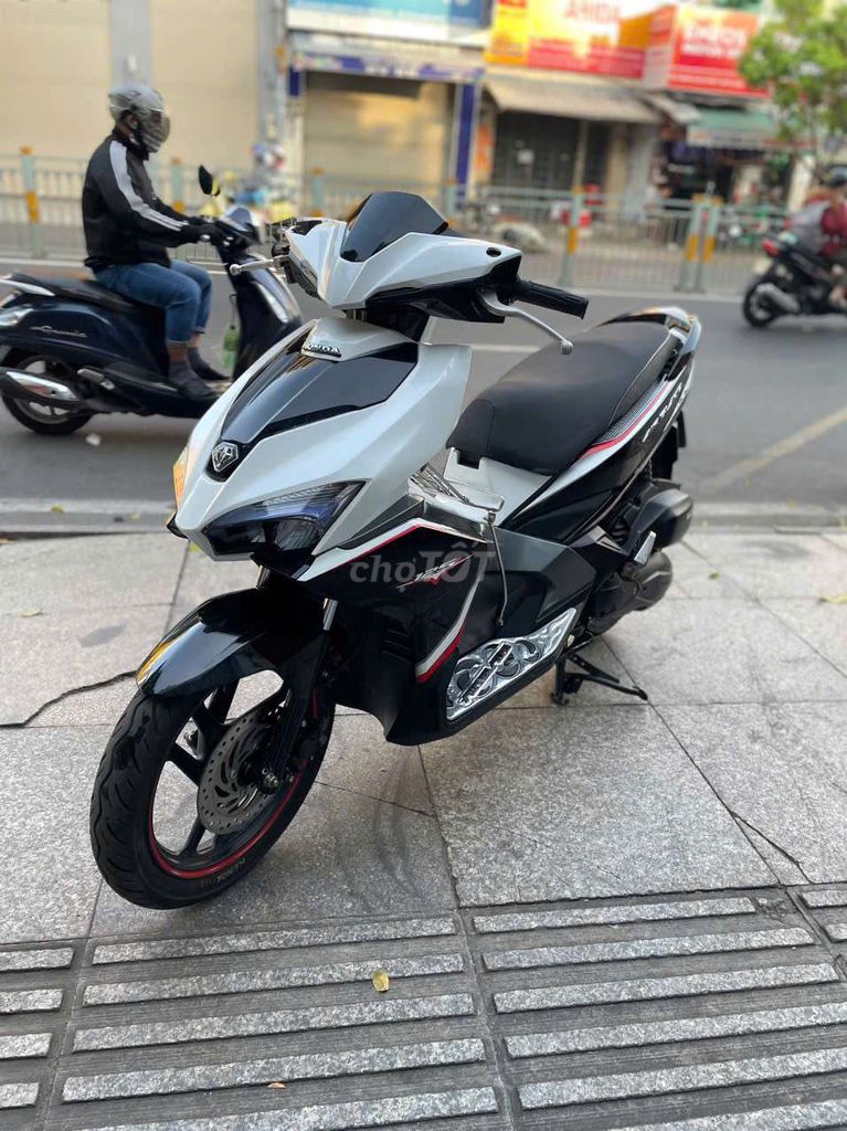 Honda air blade 2017 mới 90% bstp chính chủ