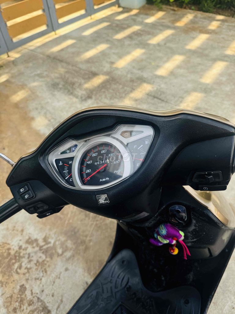 Lead 2012 chính chủ zin êm, biển số AA mới keng. Mua bán Xe máy tại Thành phố Buôn Ma Thuột Đắk Lắk được đăng bởi Phan Thanh Sơn hình 7