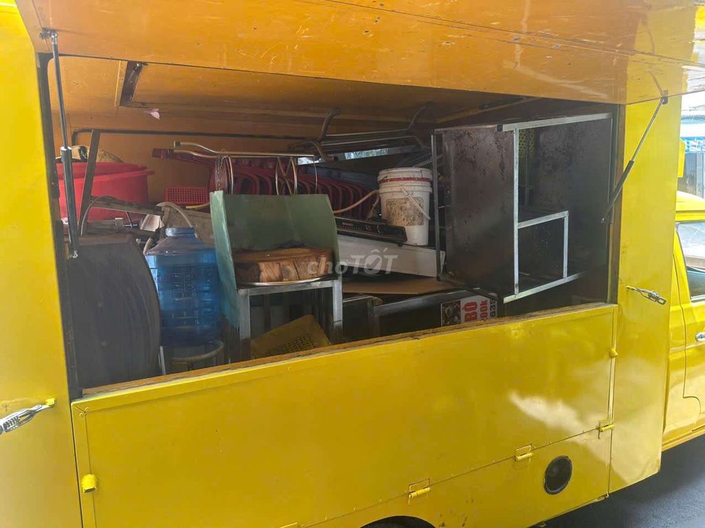 Dịch vụ chuyển nhà TPHCM. Dịch vụ chuyển nhà tại Quận Tân Phú Tp Hồ Chí Minh được đăng bởi mr tùng hình 1