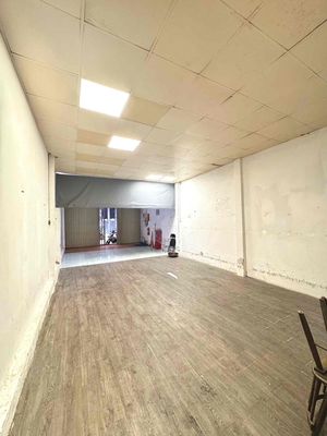 Аренда · 3 комн. · 125 м² · Quận Bình Tân, ул. Đường Hương Lộ 2