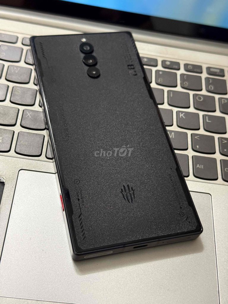 Nubia Redmagic 8 Pro 12GB/256GB Đen. Mua bán Điện thoại tại Quận Bình Tân Tp Hồ Chí Minh được đăng bởi PK UY TÍN hình 1